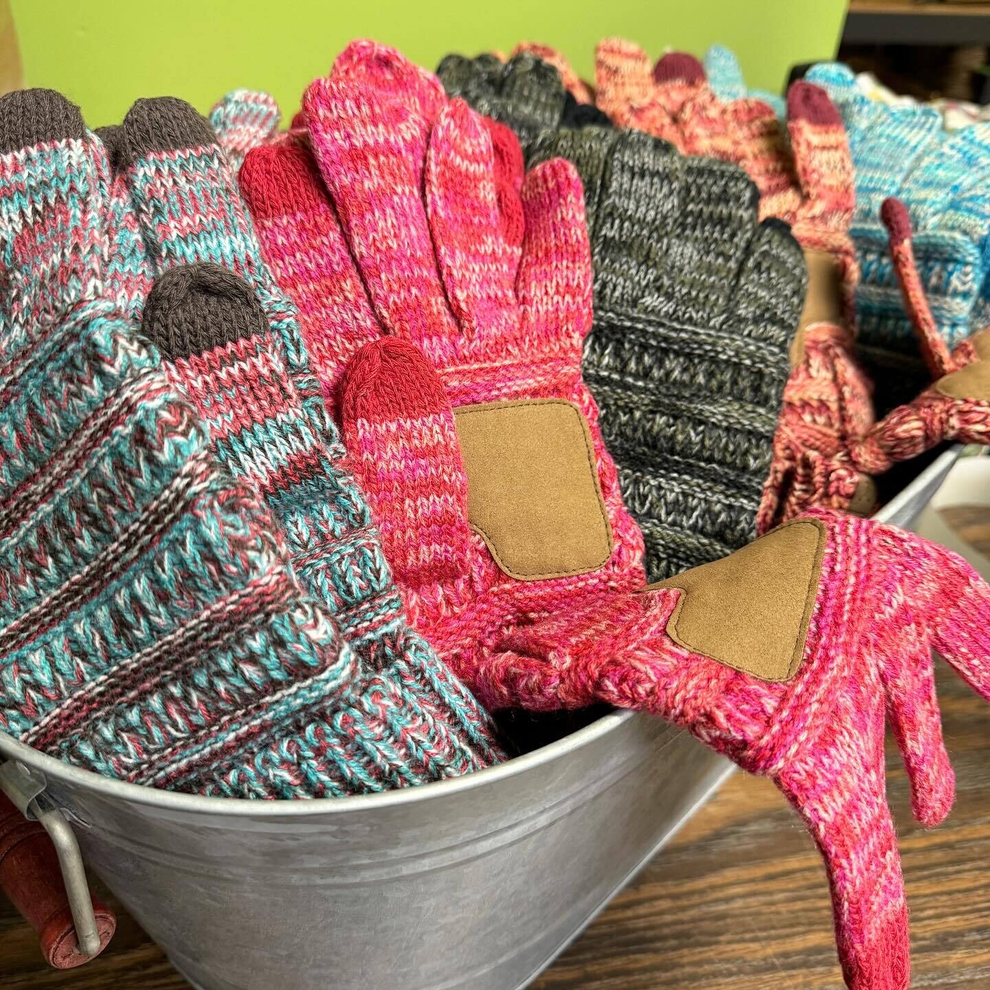 Four Tone Gloves (5 gloves)