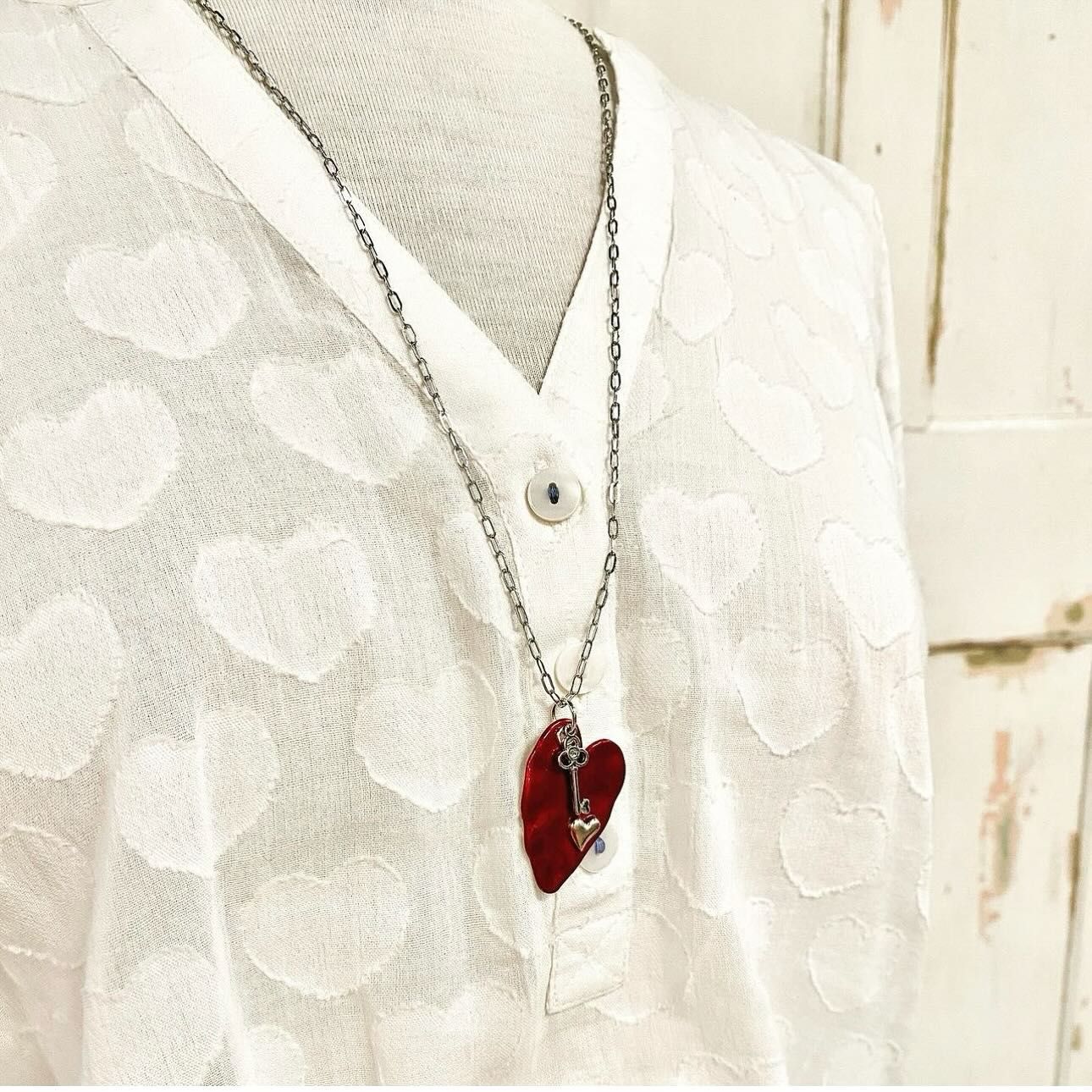 🇨🇦 Double Heart + Mini Key Necklace