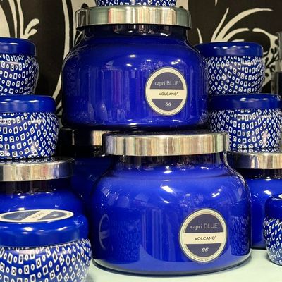Volcano Signature Jar Candle, 19oz