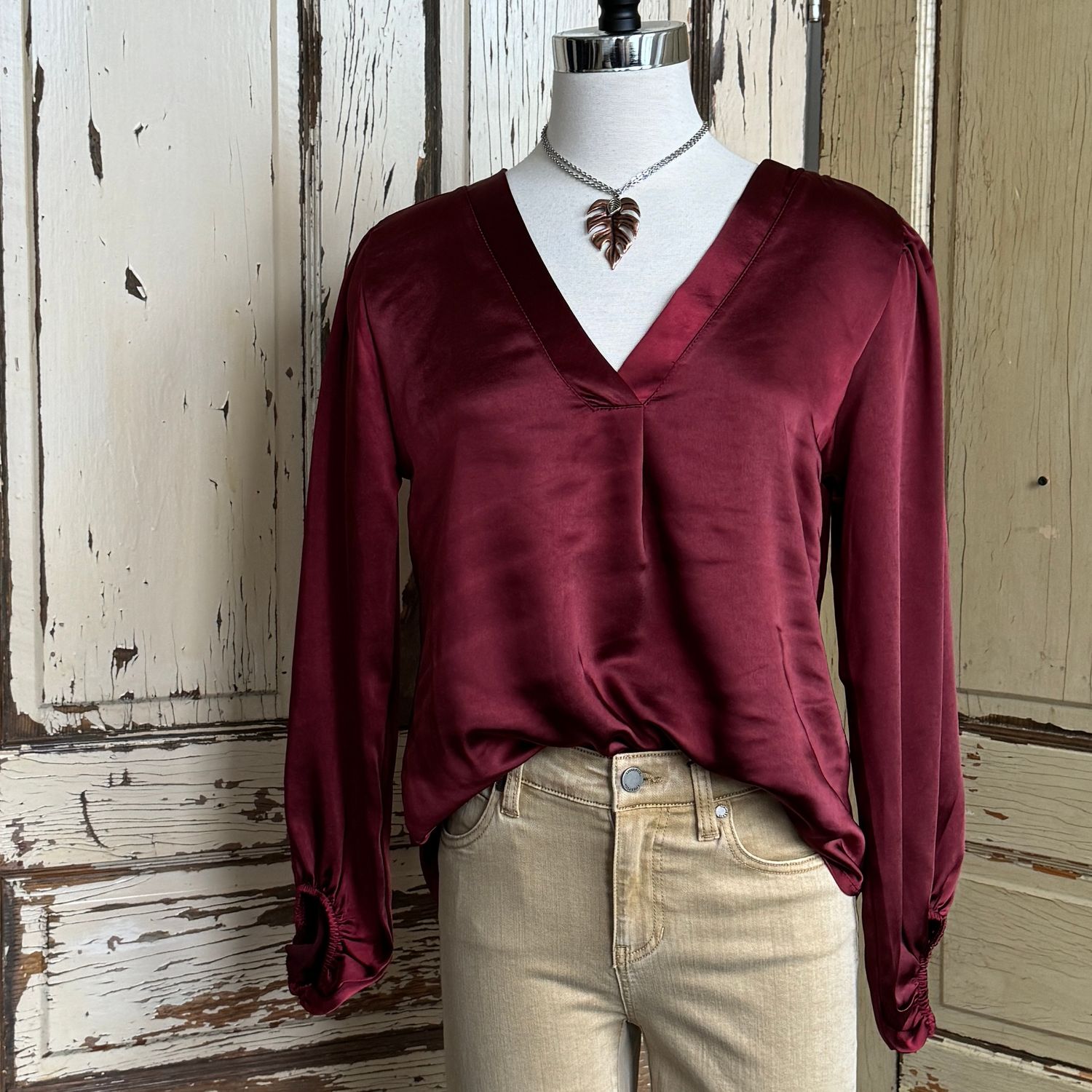 🇨🇦 R&amp;B V Neck Blouse (2 colours) - SALE -