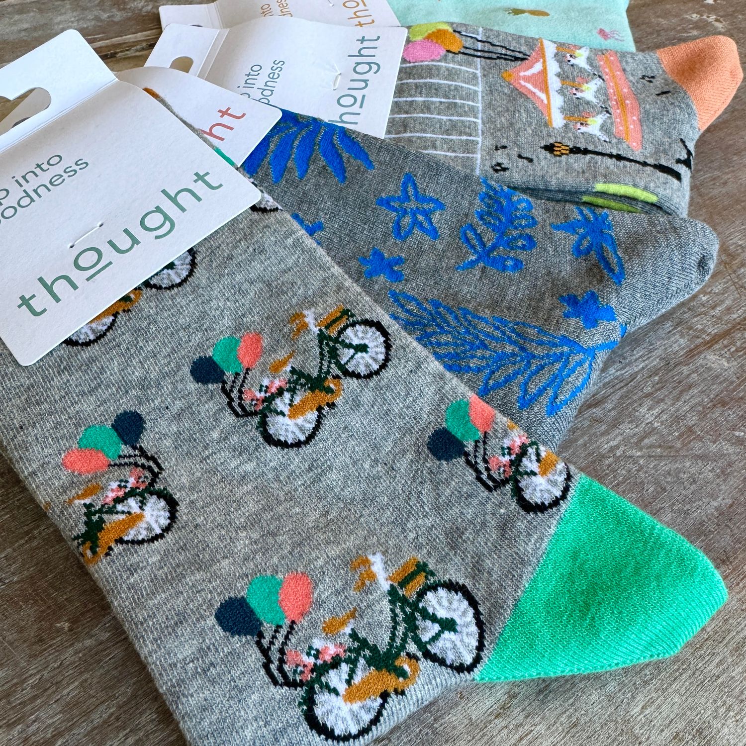Women&#39;s Socks (7 Patterns)