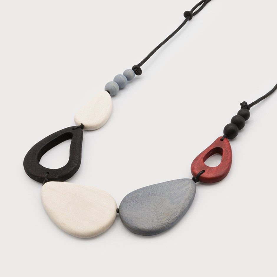 Asst Wood Piece Necklace On Cord (2 colours)