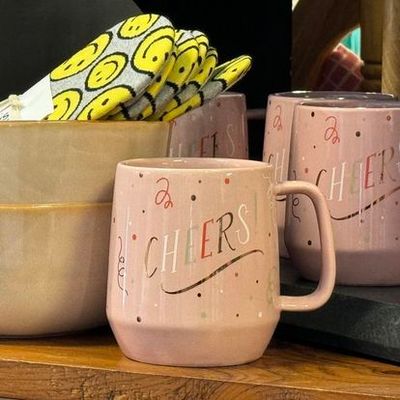 🇨🇦 Cheers Mega Mug