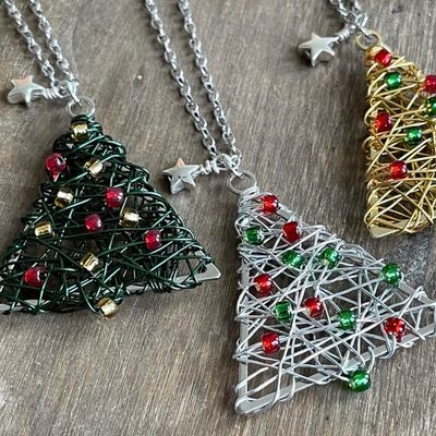 Festive Tree Necklace (3 colours)
