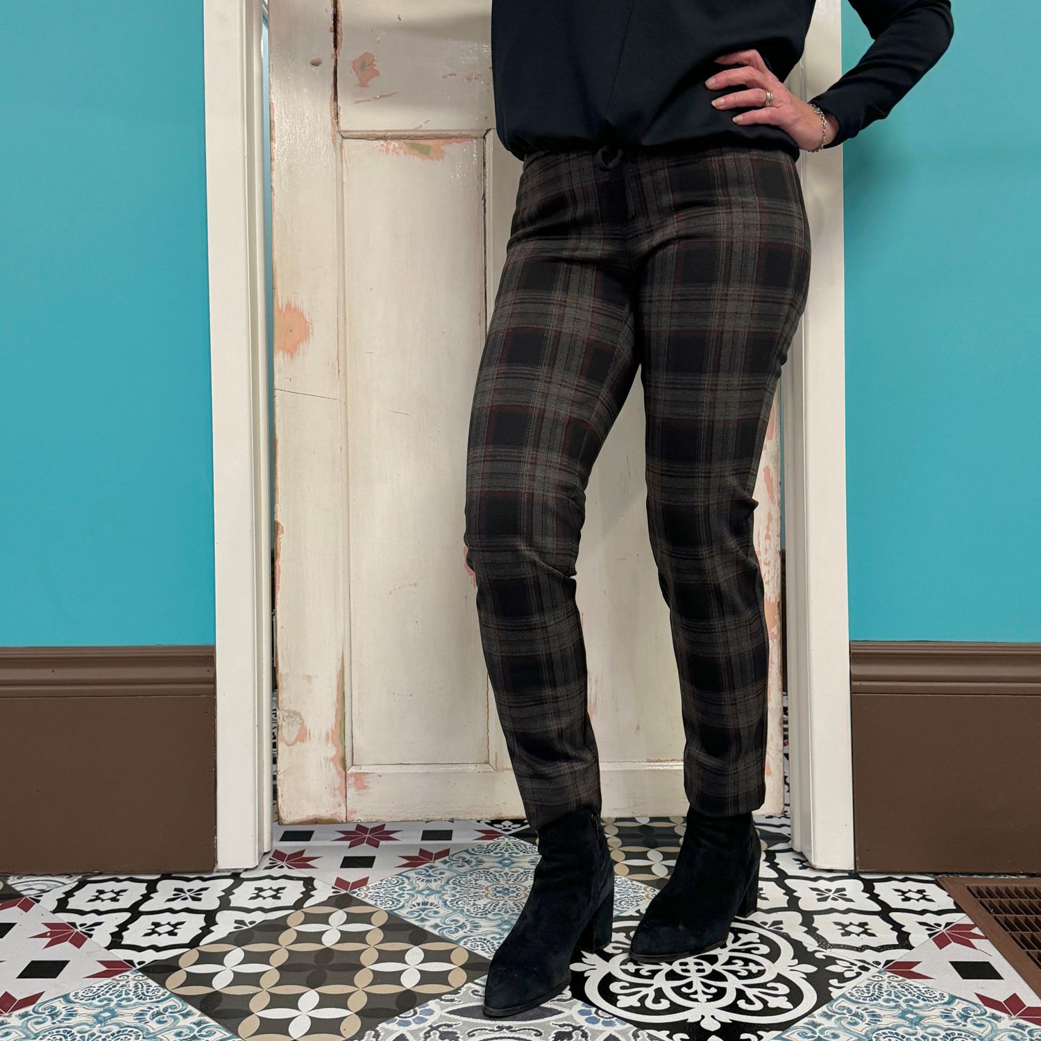 🇨🇦 Bray Slim Leg Plaid Pant - SALE -