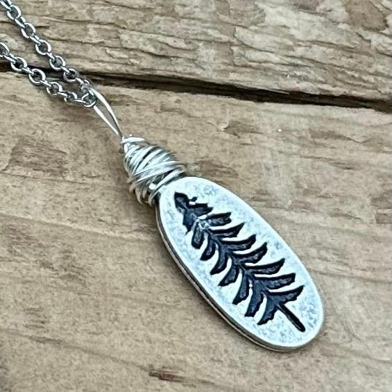 🇨🇦 Jack Pine Tree Necklace