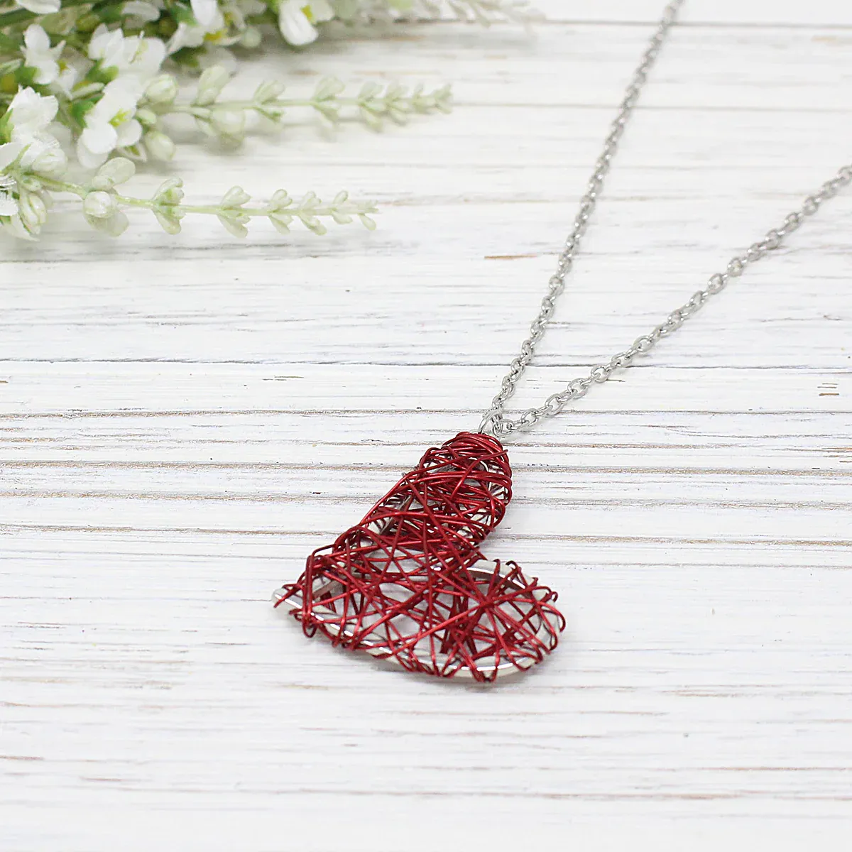 🇨🇦 Wire Wrapped Heart Necklace, Red