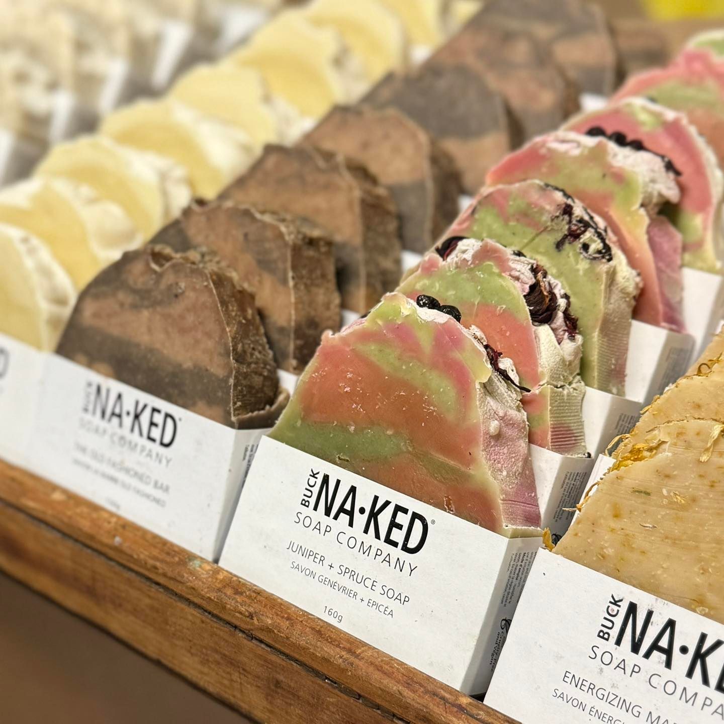🇨🇦 Buck Naked Soaps (16 scents)