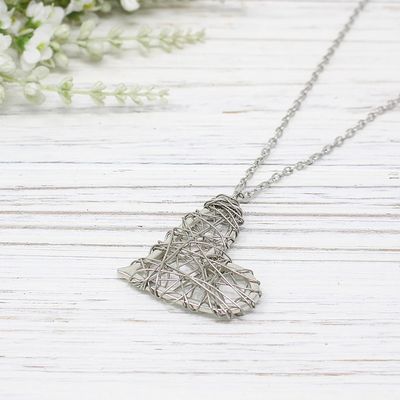🇨🇦 Wire Wrapped Heart Necklace, Silver