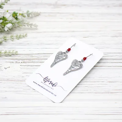 🇨🇦 Hammered Heart Wire Top Earrings, Red