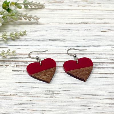 🇨🇦 Wood and Red Heart Earrings
