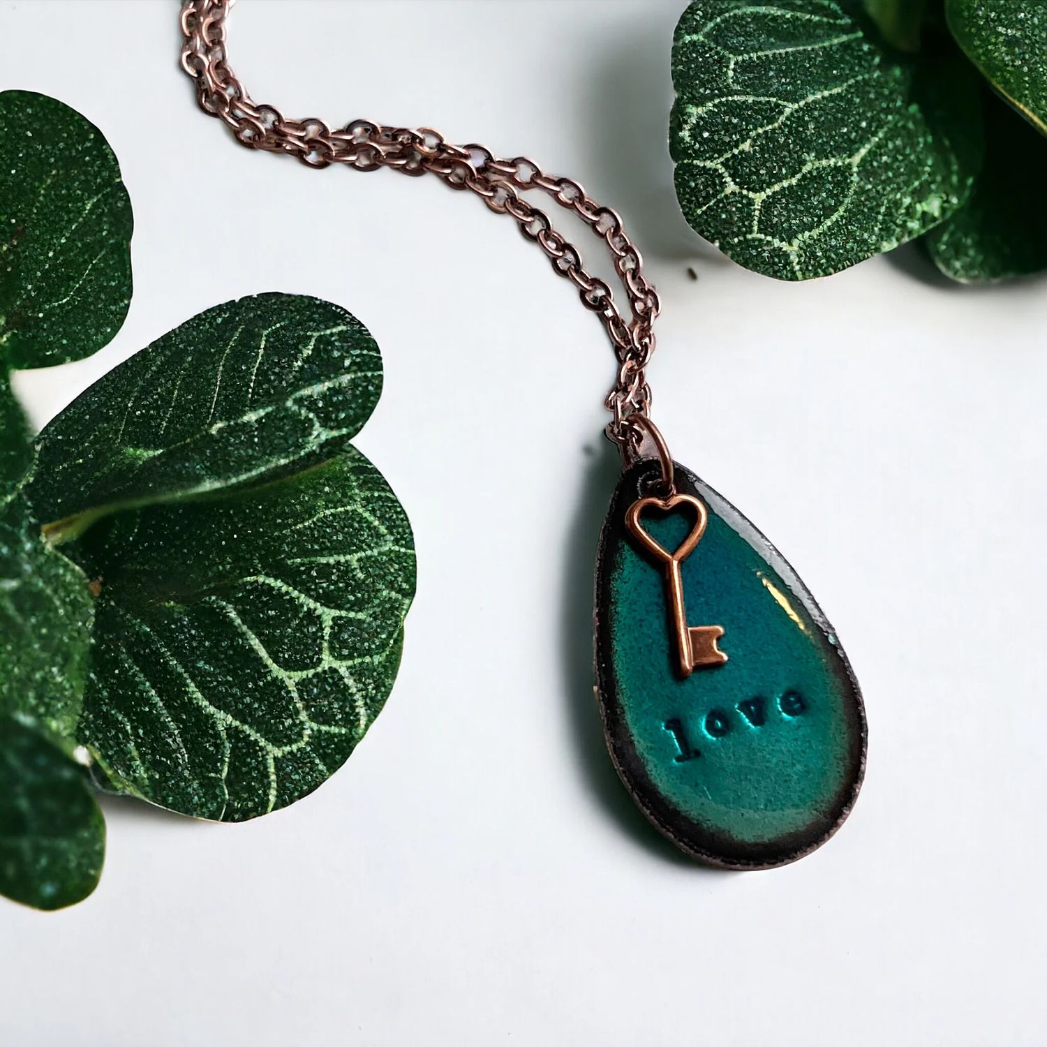 🇨🇦 Love &amp; Key Necklace