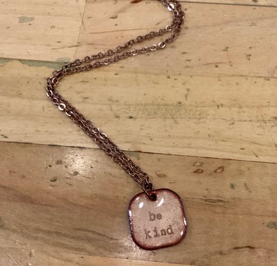 🇨🇦 Be Kind Necklace