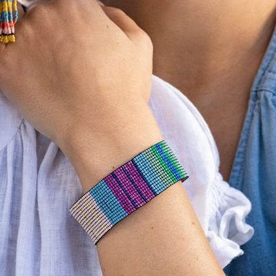 Kenzie Vertical Stripes Bracelet (6 colours)