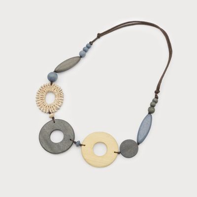 🇨🇦 Adjustable Wood &amp; Rafia Cord Necklace (2 colours)