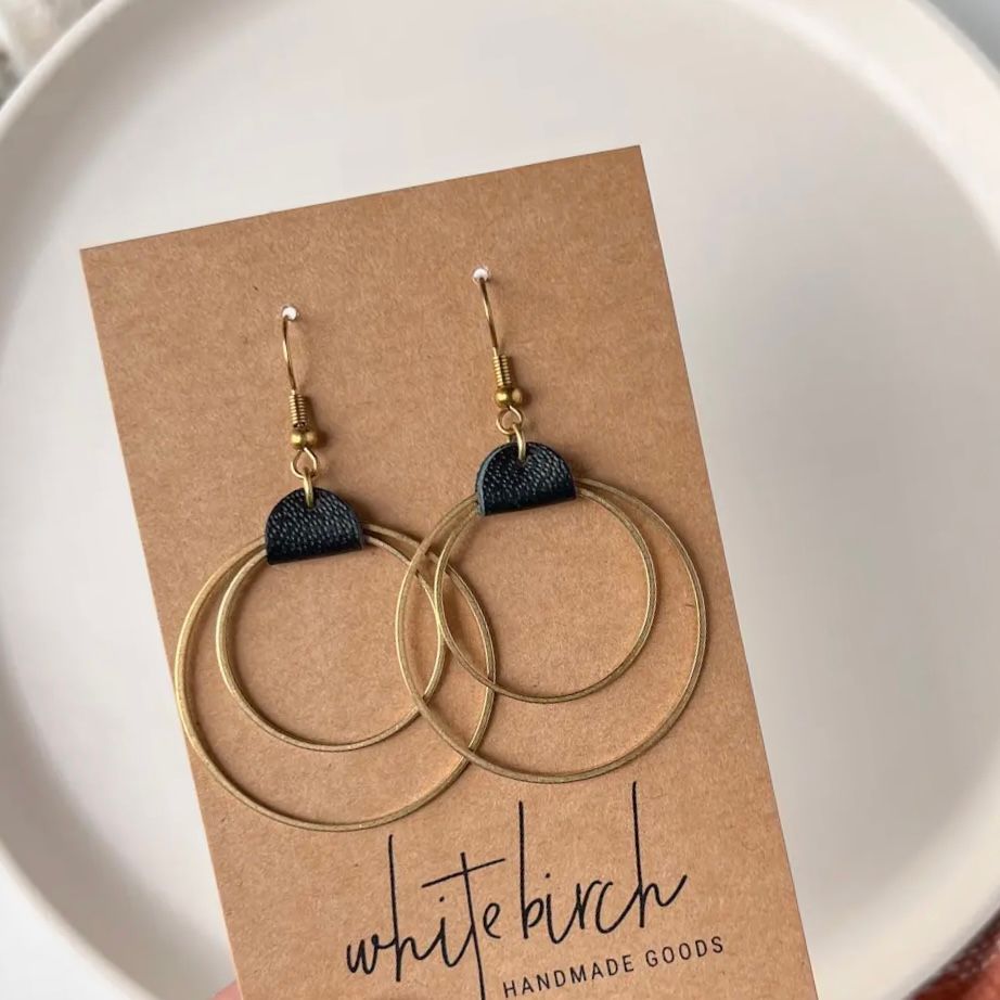 🇨🇦 Black Leather &amp; Brass Circles Earrings