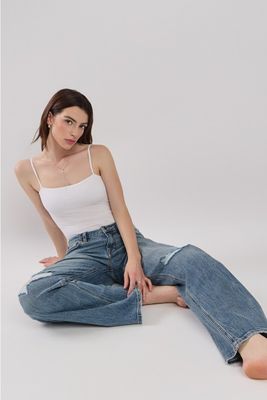 Felix Low Rise Distressed Baggy Jean, Fugitive