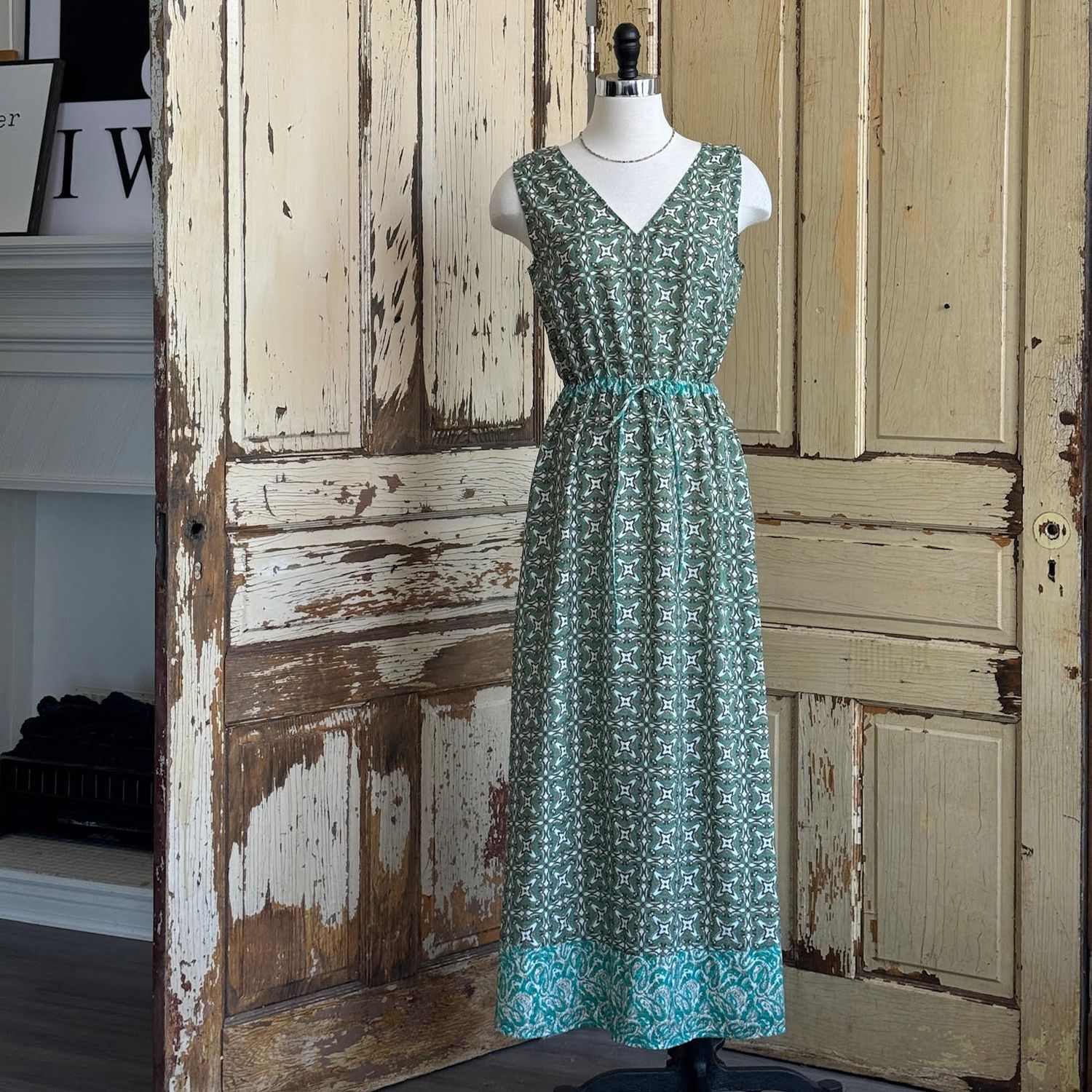 Helvig Sleeveless Dress
