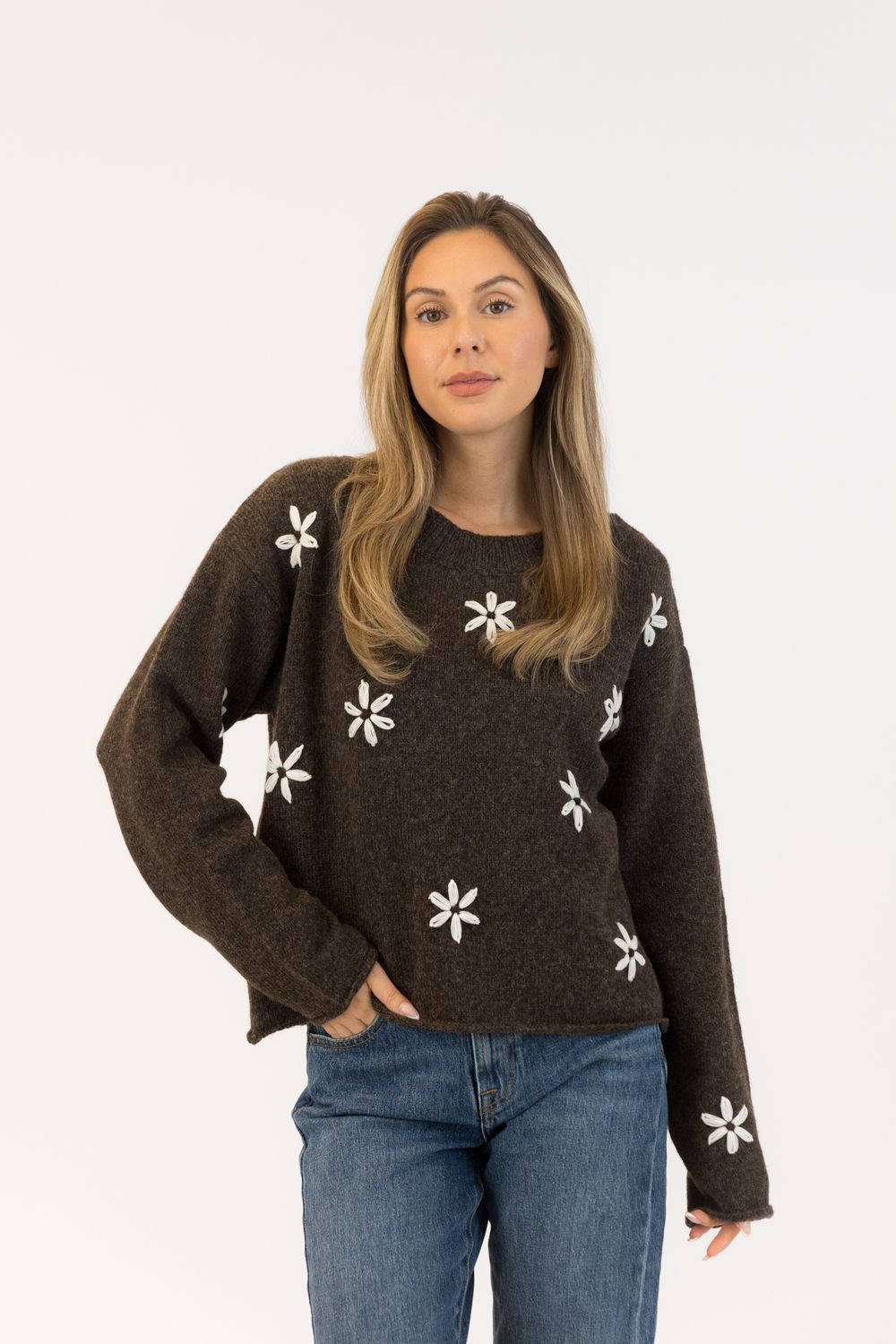 🇨🇦 Aiden Daisy Crewneck Sweater