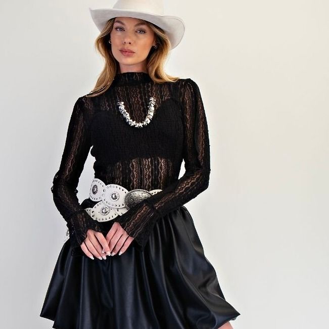 LS Lace Fitted Top