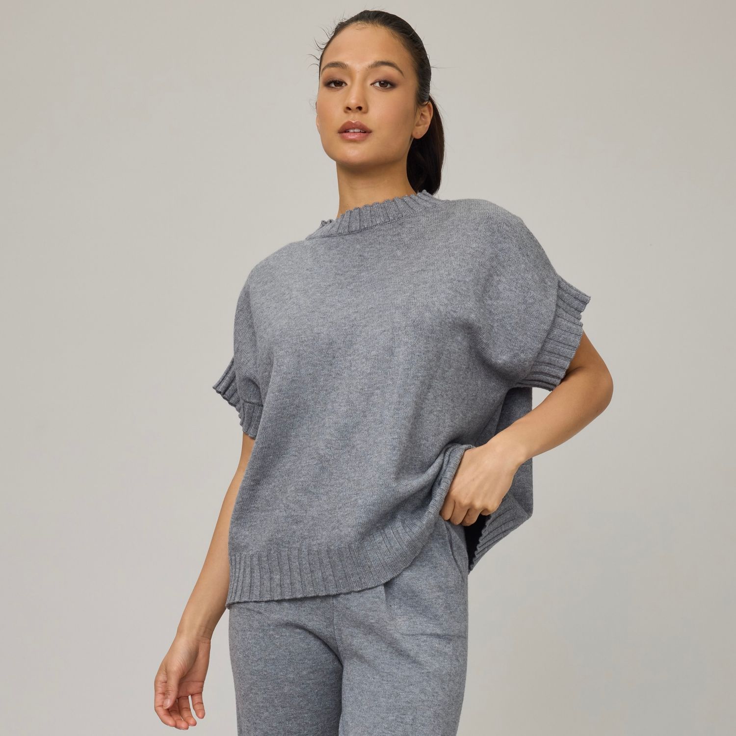 🇨🇦 Oversized Knit Vest