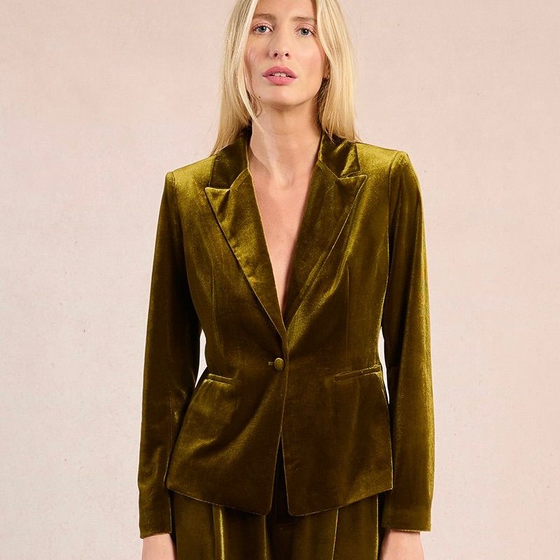 Vintage Vibe Velvet Blazer