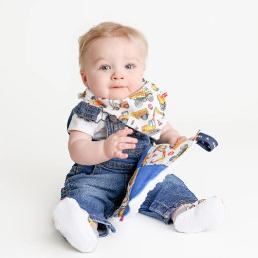 🇨🇦 Bandana Bib Assorted (5 styles)