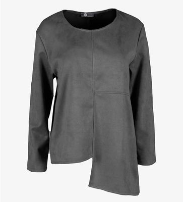 🇨🇦 Sueded Asymmetric Hem Top