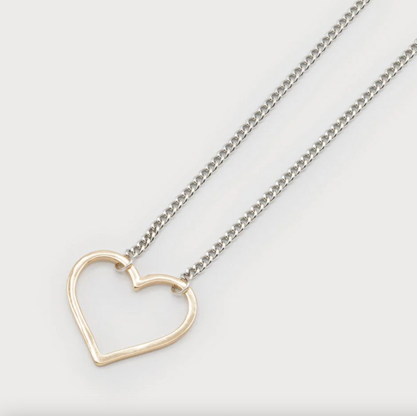 🇨🇦 Heart Chain Necklace