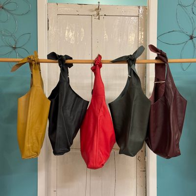 🇨🇦 Leather Knot Tote Bag (5 colours)