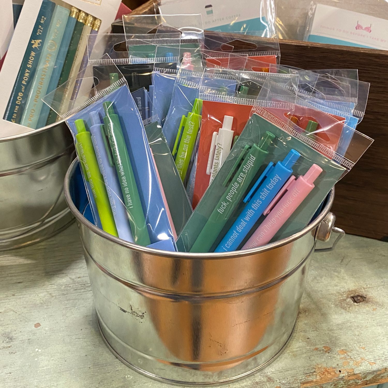 🇨🇦 Pens, Set of 3 (6 styles)