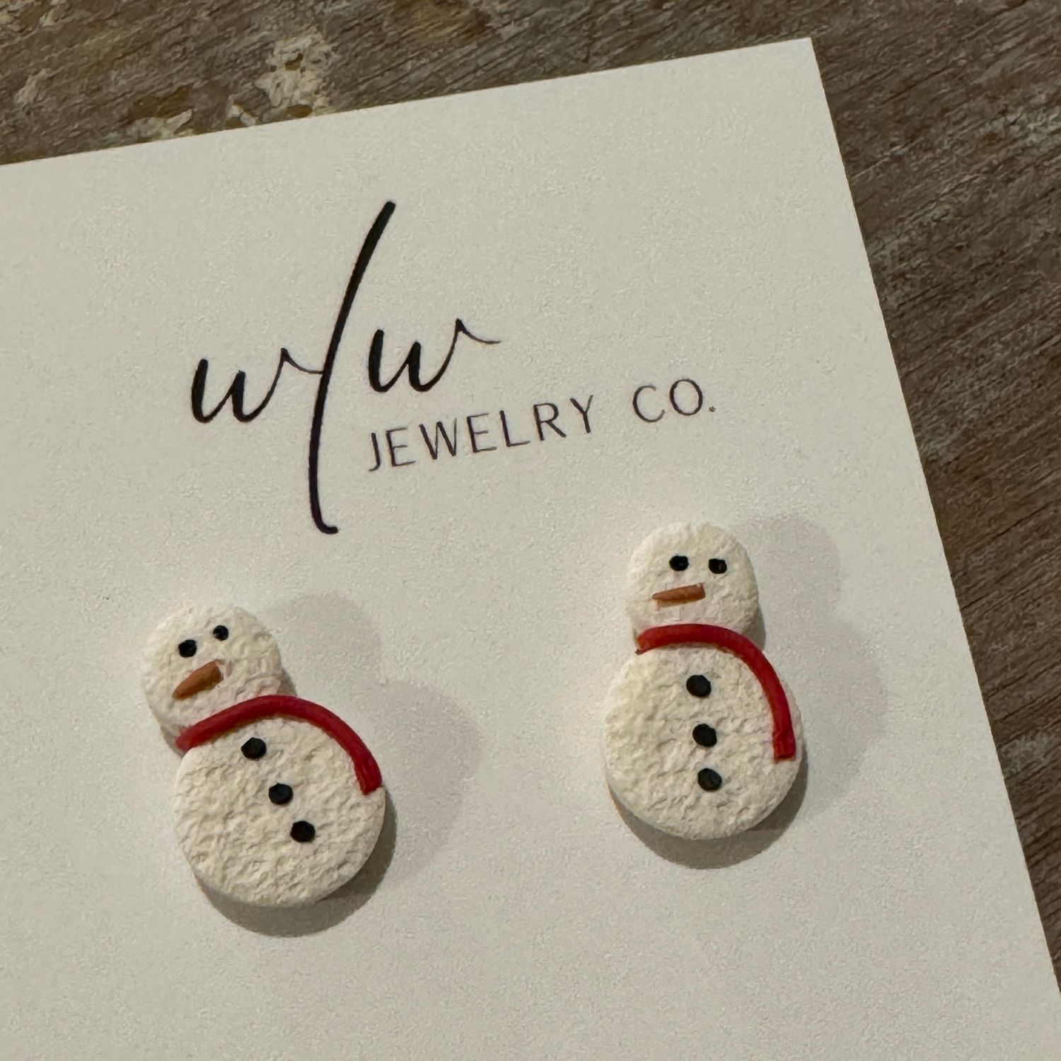 🇨🇦 Snowman Studs