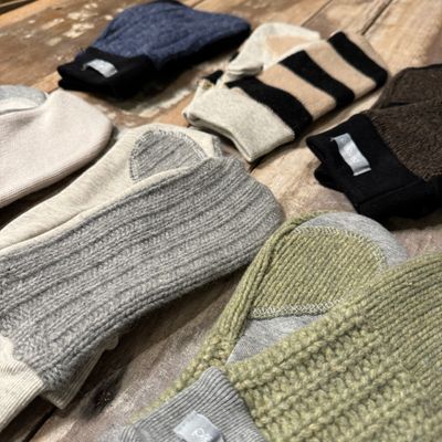 🇨🇦 Blowaway Mitts, OOAK, Upcycled Wool (3 base colours)