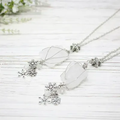🇨🇦 Semi Precious Quartz Ice &amp; Snow Wire Necklace