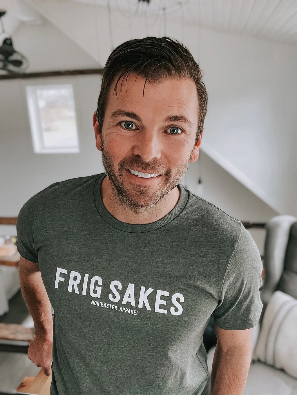 🇨🇦 Frig Sakes Boyfriend Tee (Unisex) - SALE -