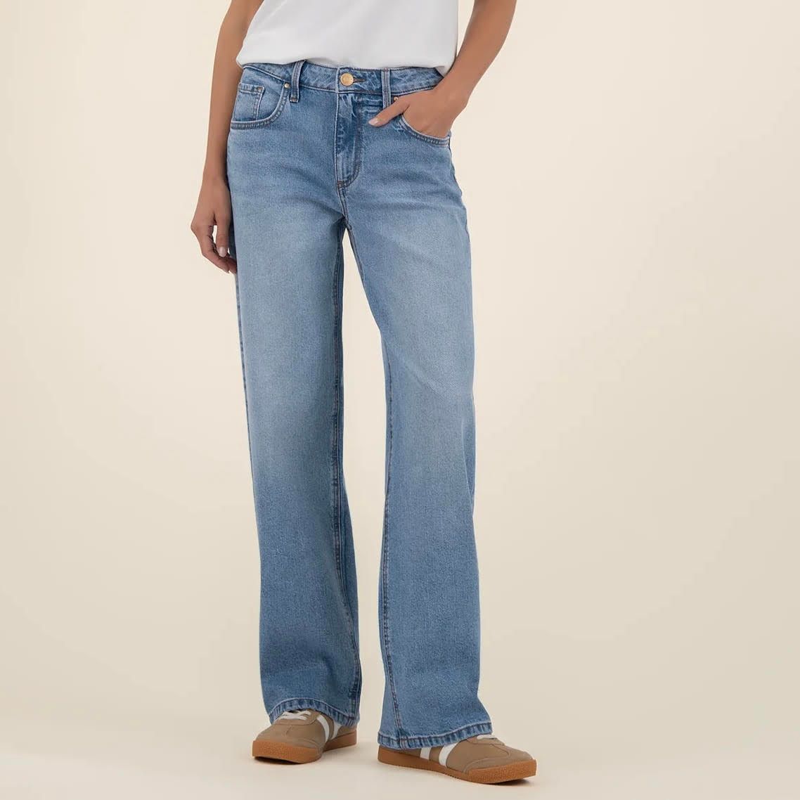 Selena Baggy Straight Leg, Bravery - SALE -