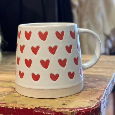Wide Base Mug with Hearts