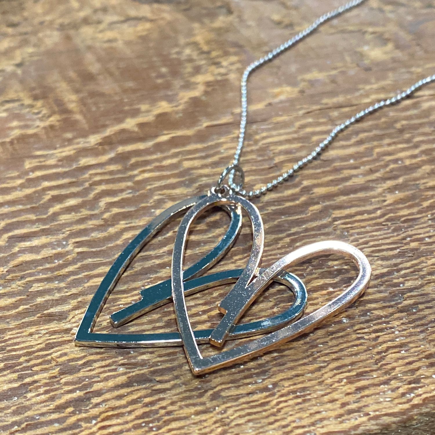 🇨🇦 Two Tone Double Heart Necklace