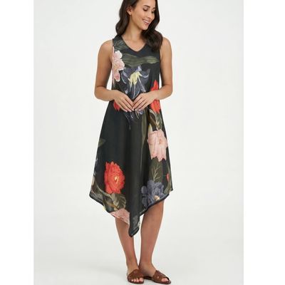 🇨🇦 Handkerchief Hem Dress