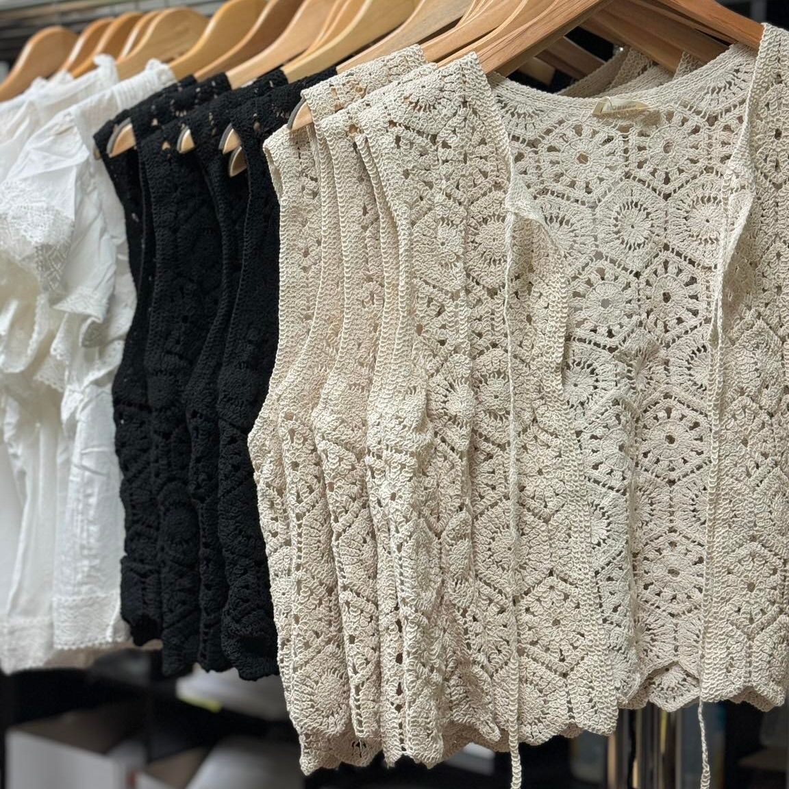 Crochet Tie Front Vest (2 Colours)