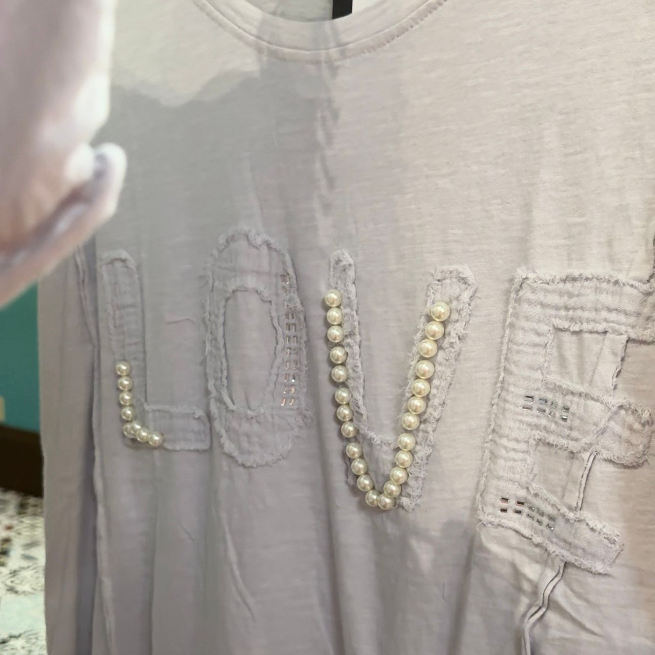 🇨🇦 Love Detail Tee