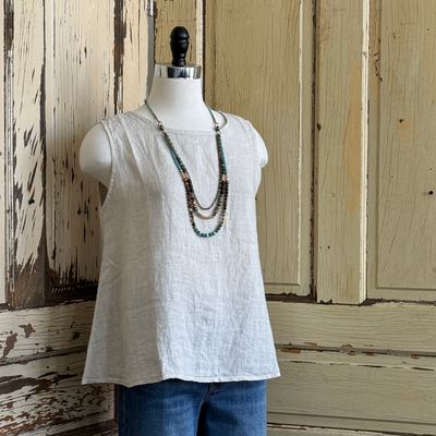 🇨🇦 Linen Back Button Tank Top