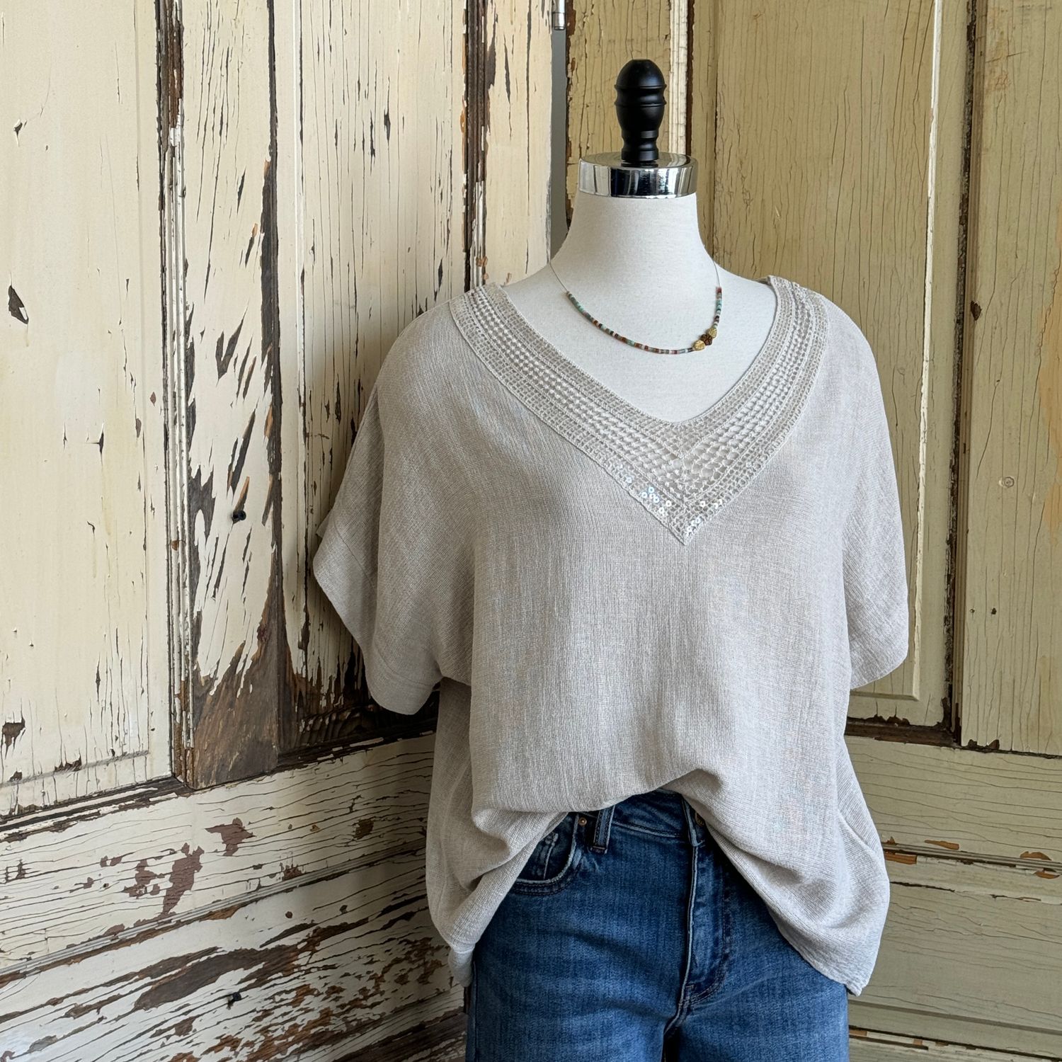 Linen SS Detailed Neck Top, Seashell