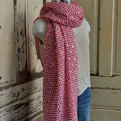 🇨🇦 Lightweight Allover Mini Hearts Scarf (2 colours)