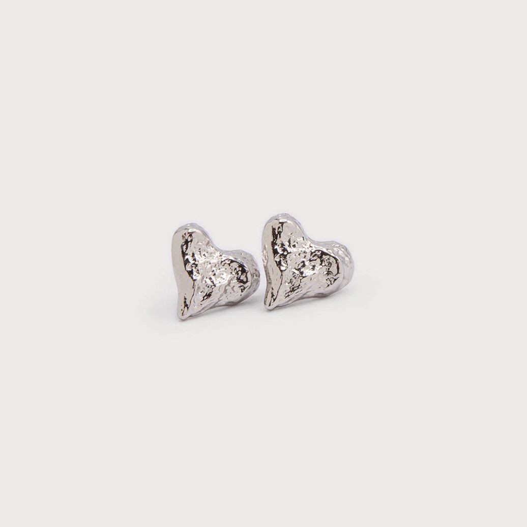 Hammered Heart Studs (2 colours), Color: Silver