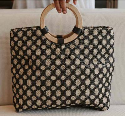 🇨🇦 Textured Rafia Bag