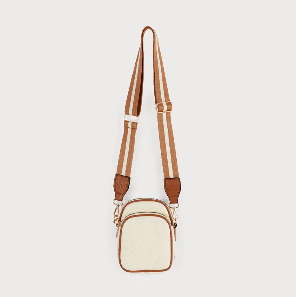 Shoulder Bag w/ Two Pockets