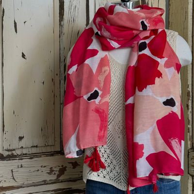 🇨🇦 Lightweight Red Floral Print Scarf