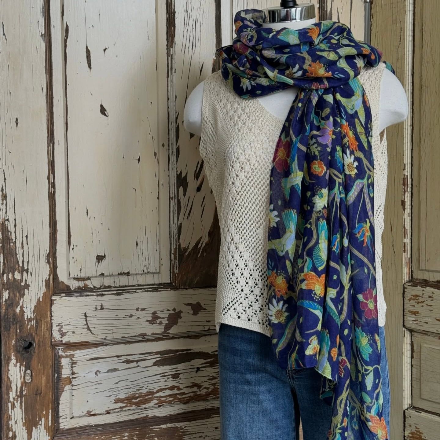 🇨🇦 Lightweight Navy Mix Prints Scarf