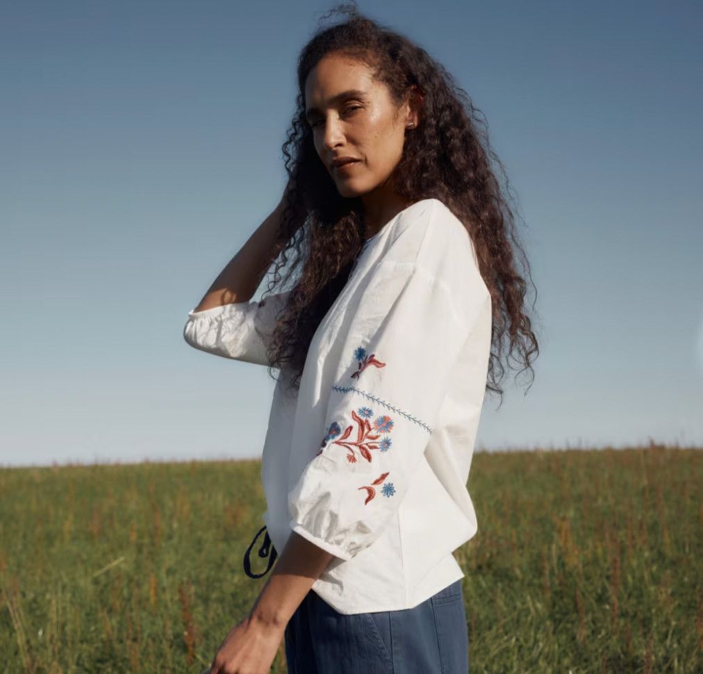 Streamlet Swing Shape Top